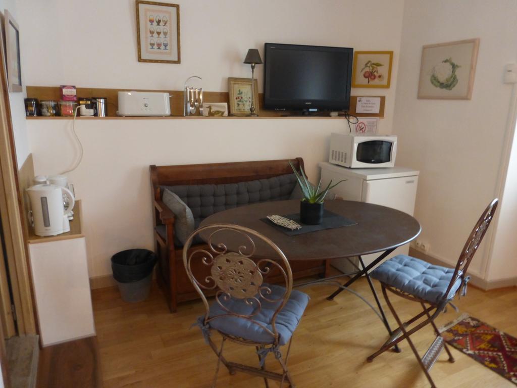 Chambre D'Hotes Le Tilleul De Canac Родез Екстериор снимка